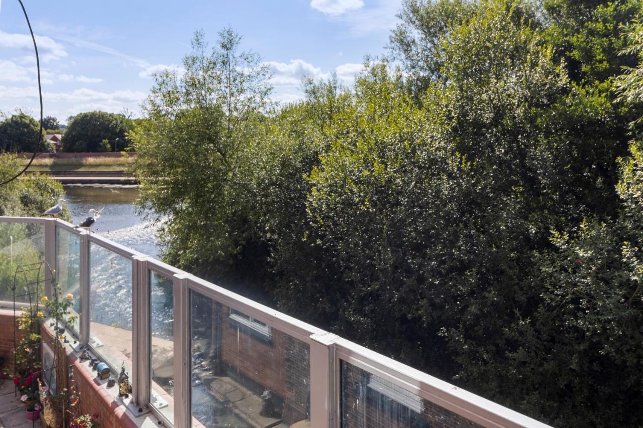 River Exe Cottage Waterfront Exeter Exterior foto